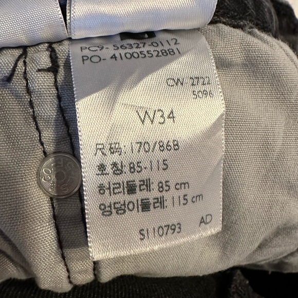 Levi’s Women’s Washed Black Denim Cut Off 501 Button Fly Shorts size 34 (O) - Picture 13 of 14